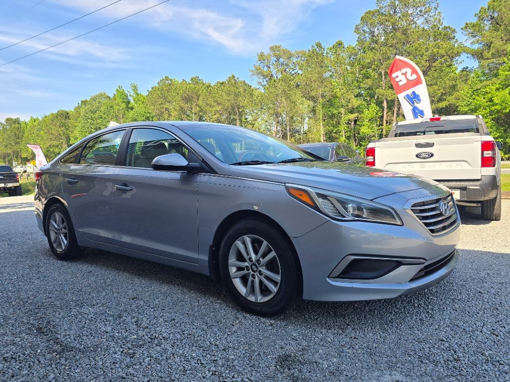 2016 Hyundai Sonata - $10,995