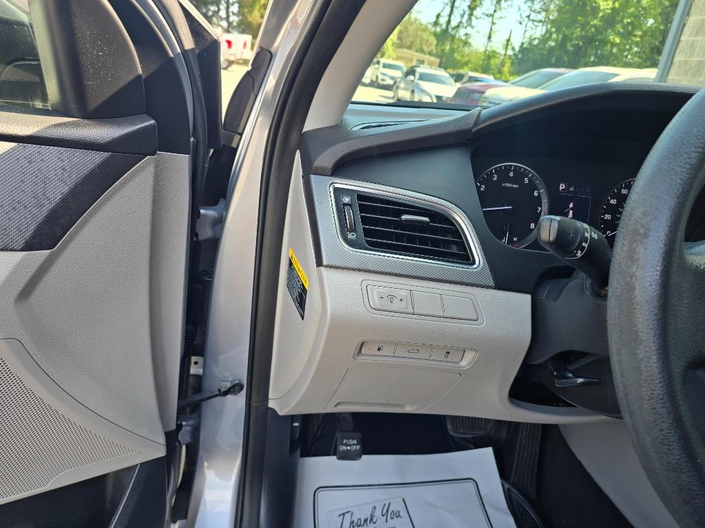 2016 Hyundai Sonata - $10,995