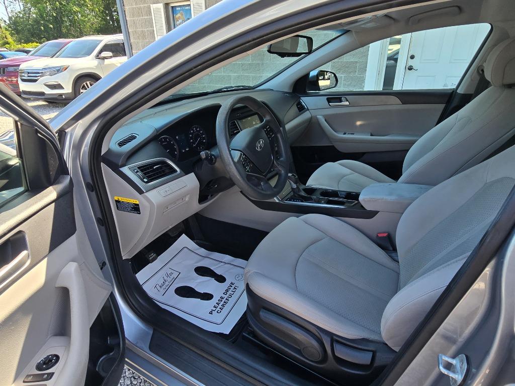 2016 Hyundai Sonata - $10,995