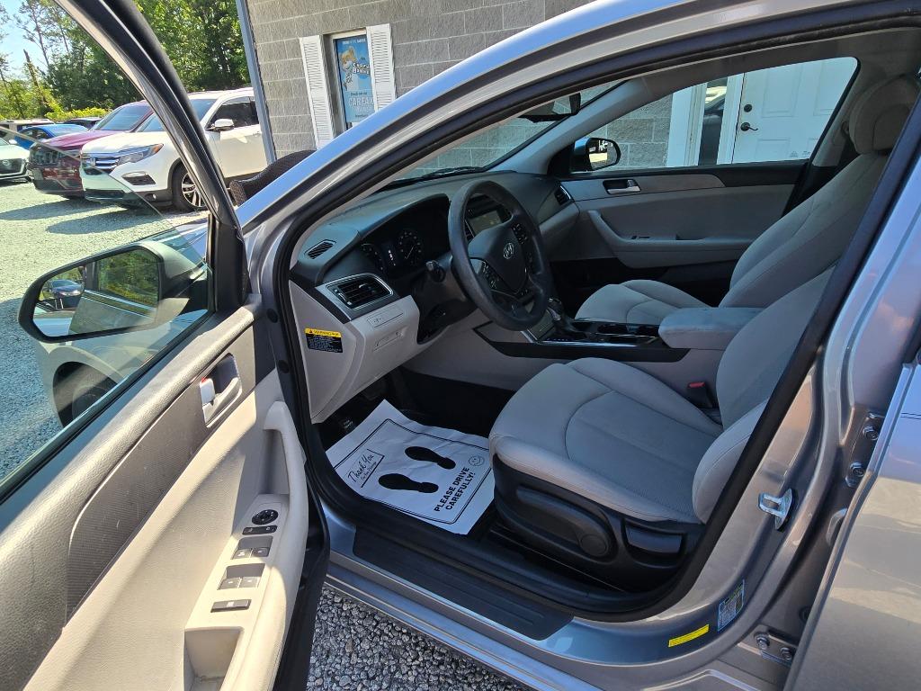 2016 Hyundai Sonata - $10,995
