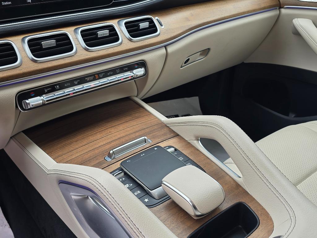 2022 Mercedes-Benz E-Class - $31,995