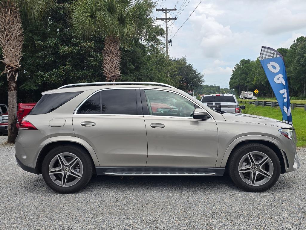 2022 Mercedes-Benz E-Class - $31,995