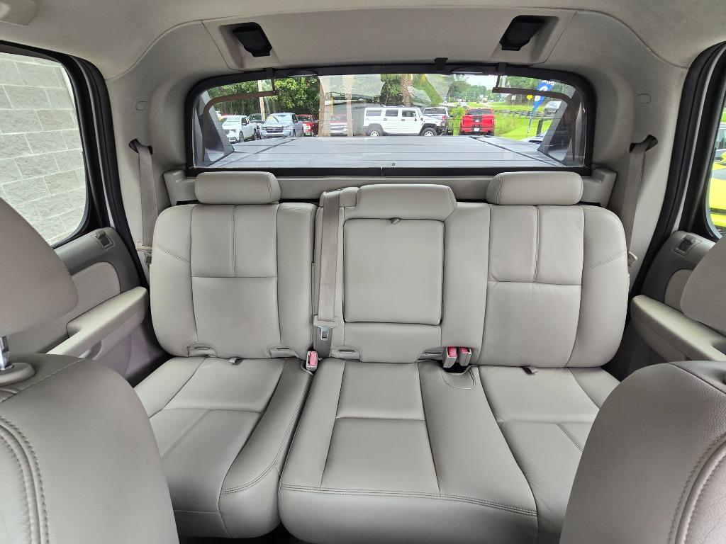 2010 Chevrolet Avalanche - $15,495