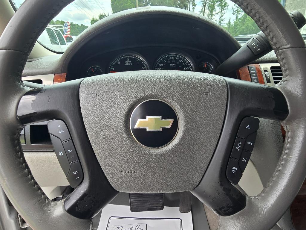 2010 Chevrolet Avalanche - $15,495