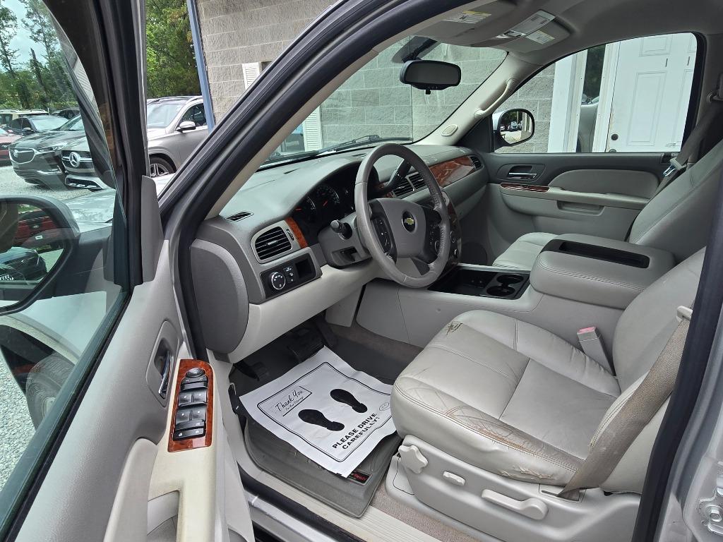 2010 Chevrolet Avalanche - $15,495