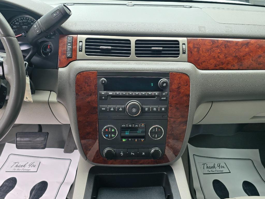 2010 Chevrolet Avalanche - $15,495