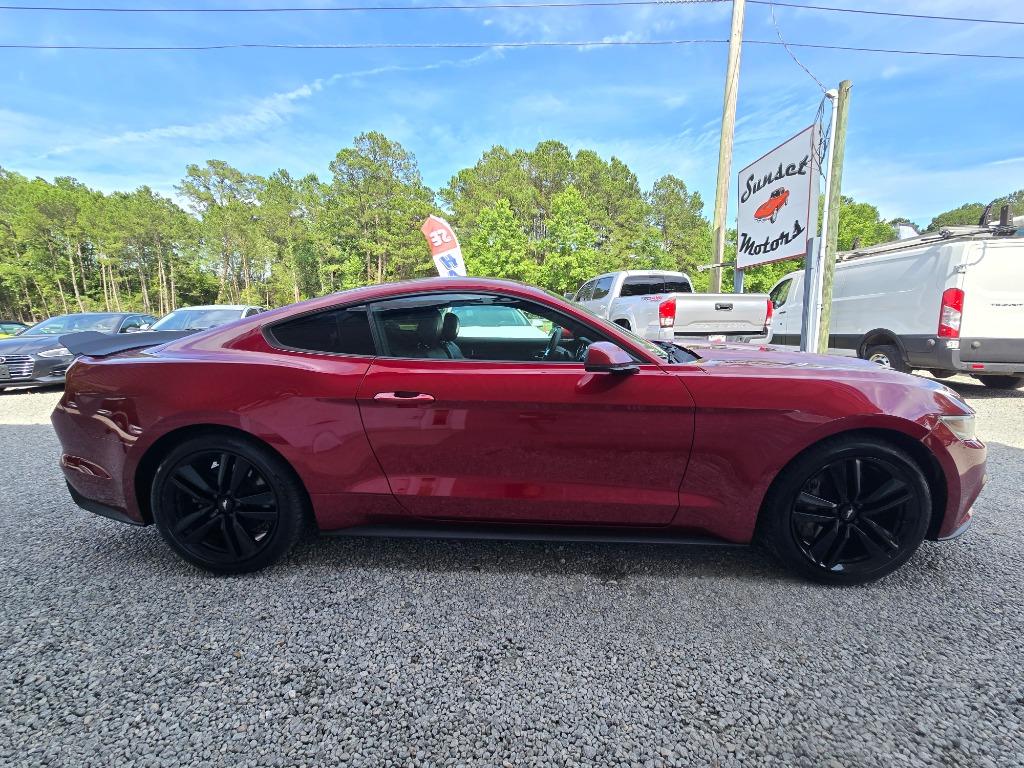 2017 Ford Mustang - $15,995