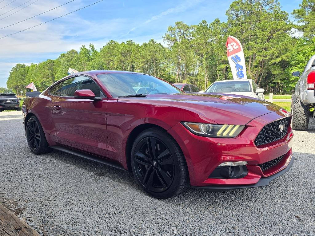 2017 Ford Mustang - $15,995