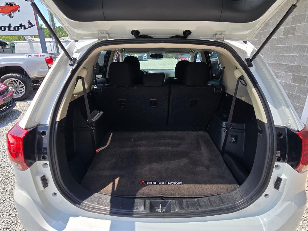 2018 Mitsubishi Outlander - $15,995