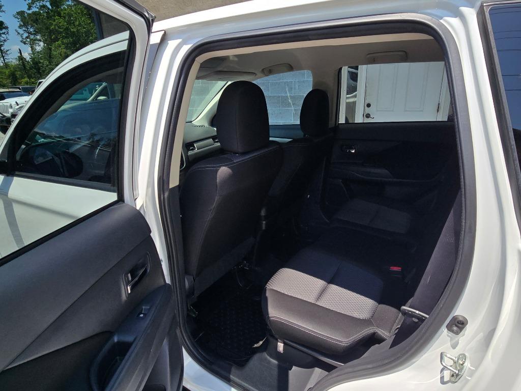 2018 Mitsubishi Outlander - $15,995