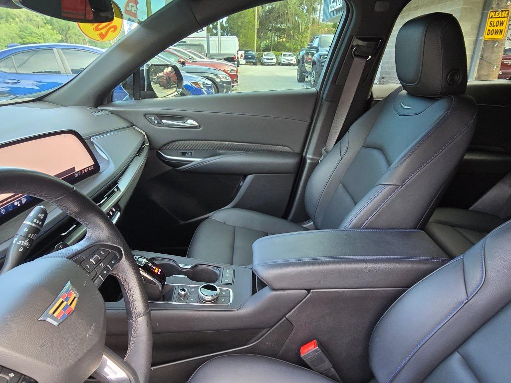 2024 Cadillac XT4 - $37,995