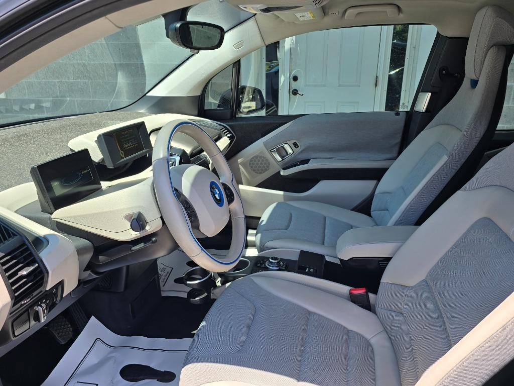 2016 BMW i3 - $9,995