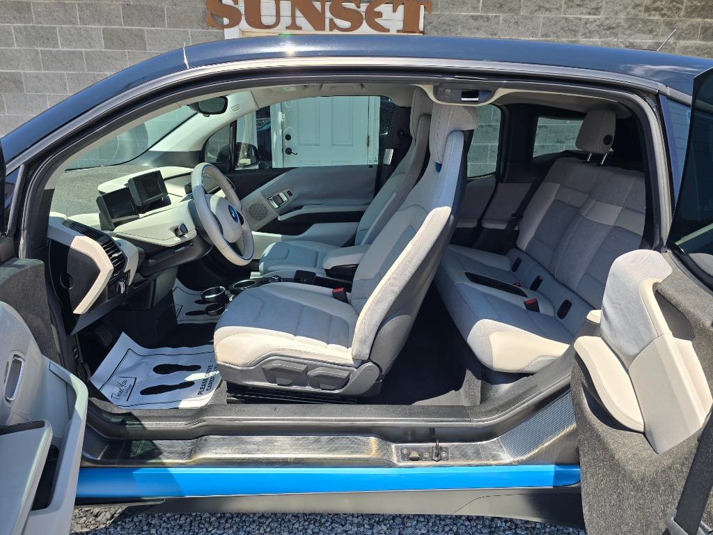 2016 BMW i3 - $9,995