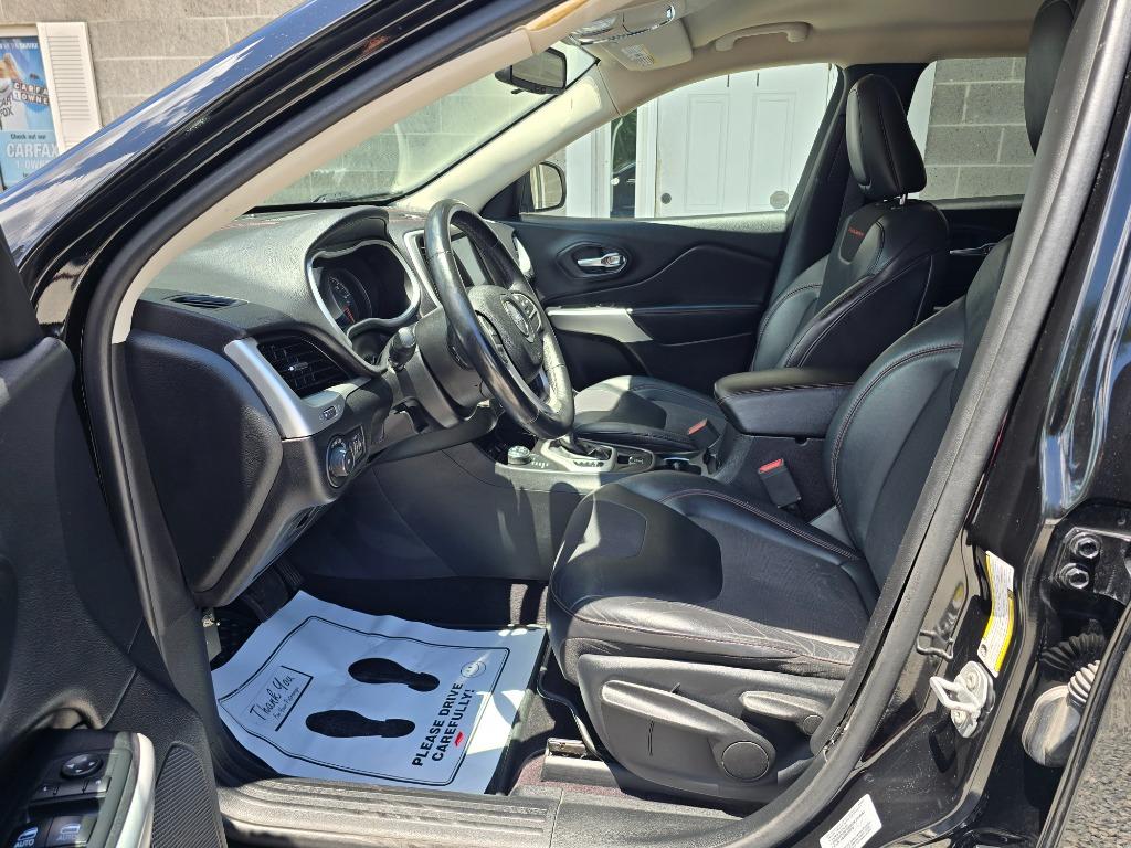2017 Jeep Cherokee
