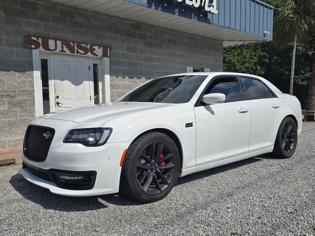 White 2023 Chrysler 300 Sedan Rear-Wheel Drive 8-Speed Automatic