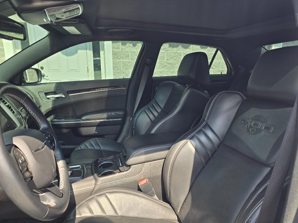 2023 Chrysler 300 - $53,995