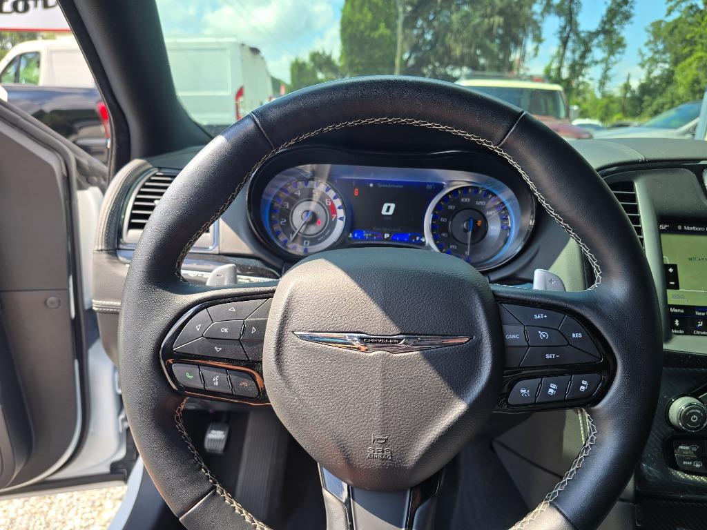 2023 Chrysler 300 - $53,995