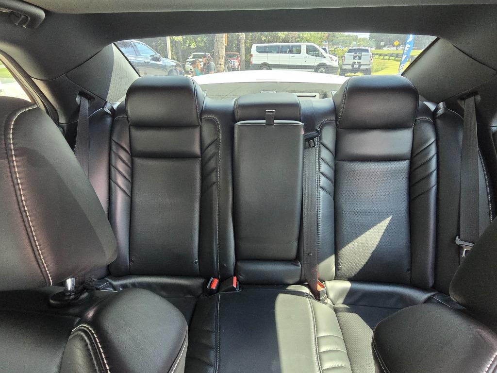 2023 Chrysler 300 - $53,995