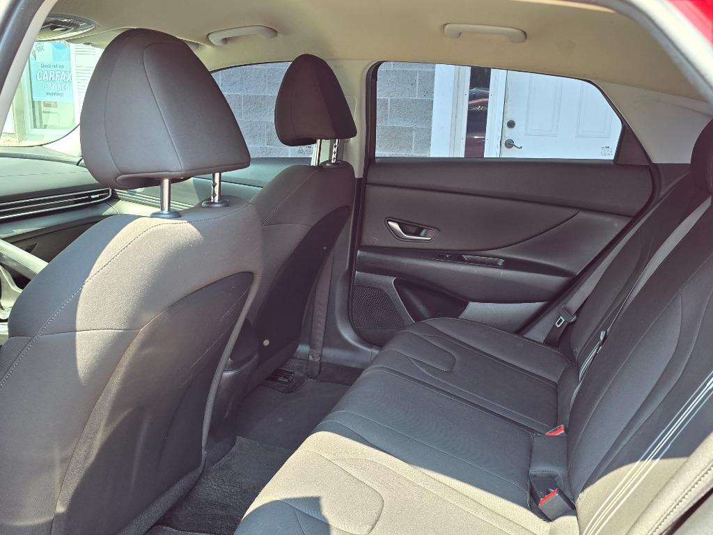 2022 Hyundai Elantra - $17,995