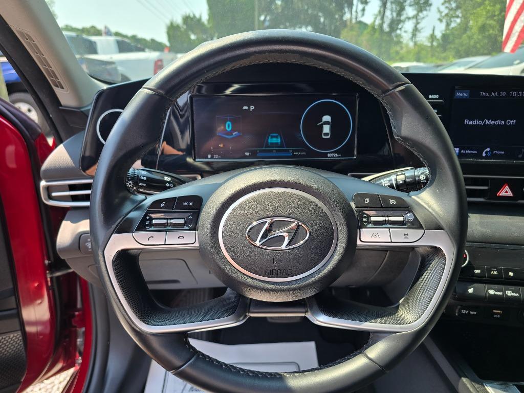 2022 Hyundai Elantra - $17,995