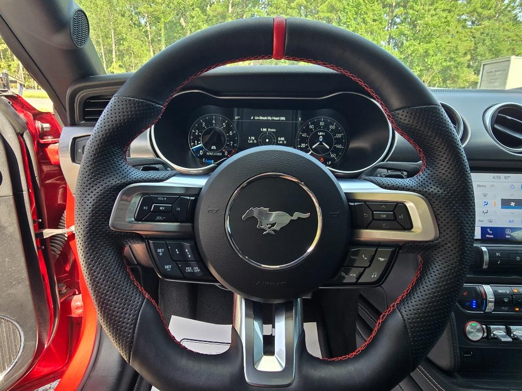 2021 Ford Mustang - $40,995
