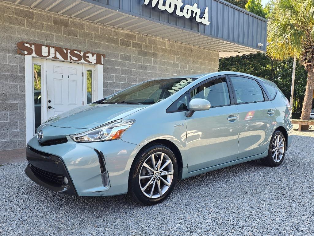 2015 Toyota Prius - $17,995