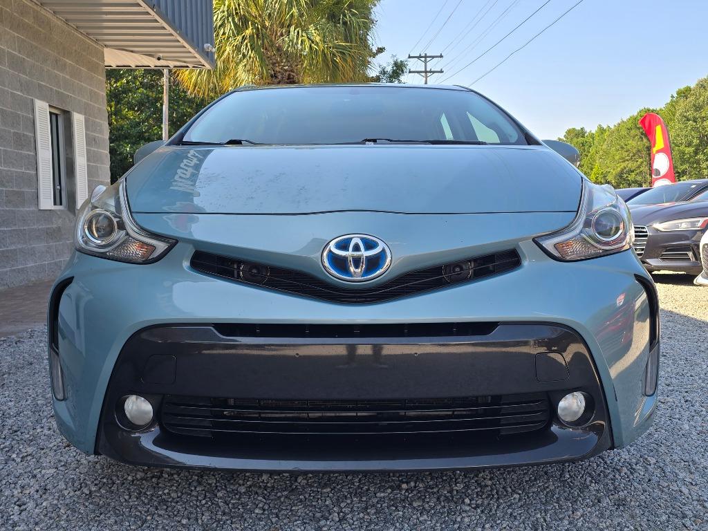 2015 Toyota Prius - $17,995