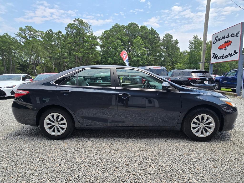 2017 Toyota Camry - $13,995