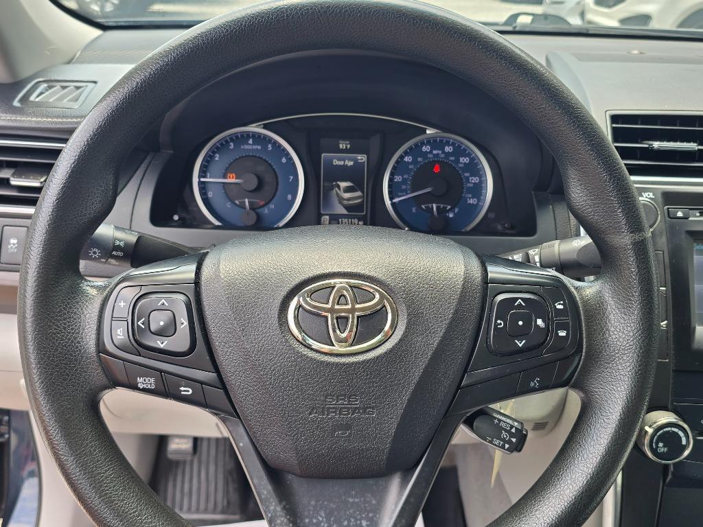 2017 Toyota Camry - $13,995