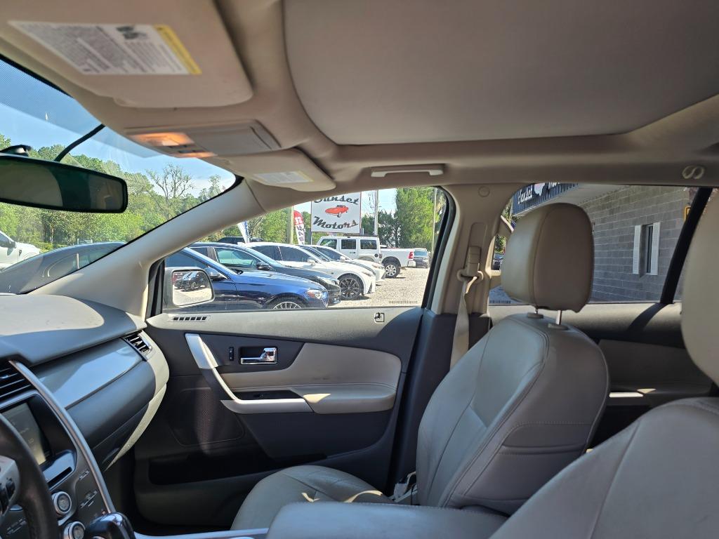 2014 Ford Edge - $9,995