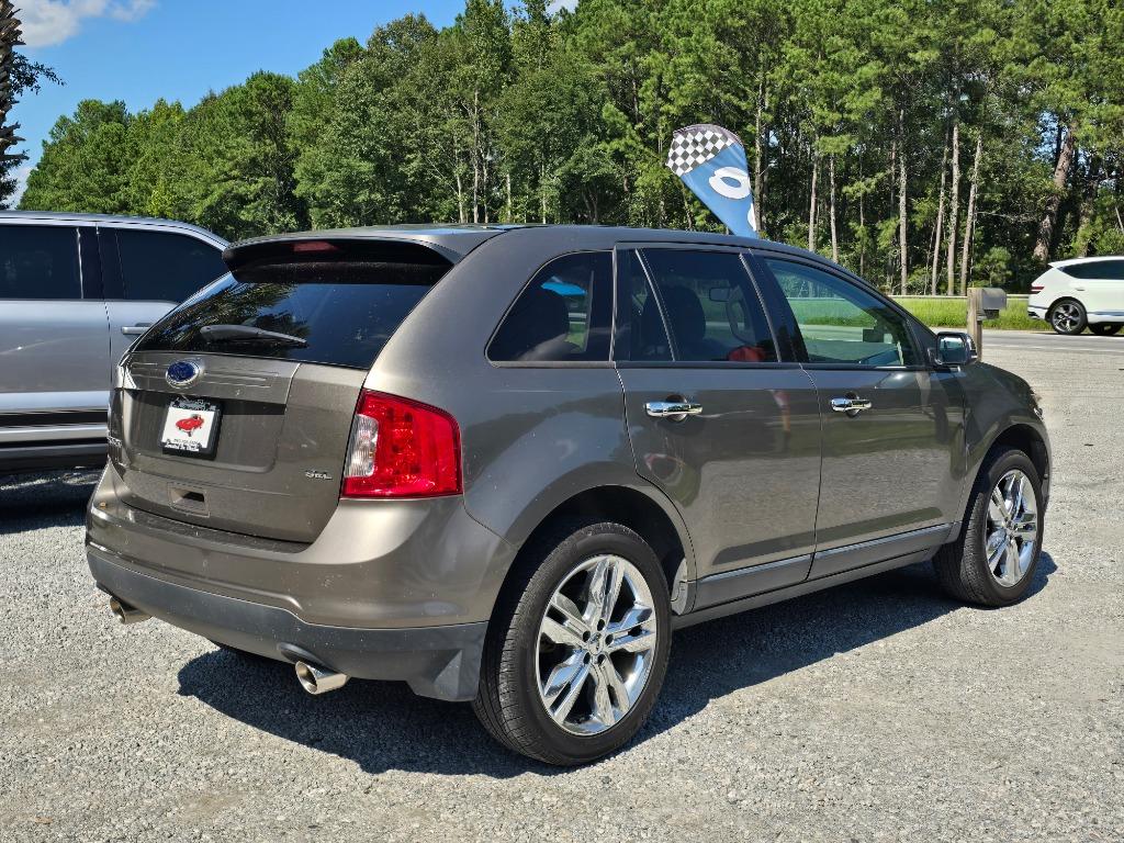 2014 Ford Edge - $9,995