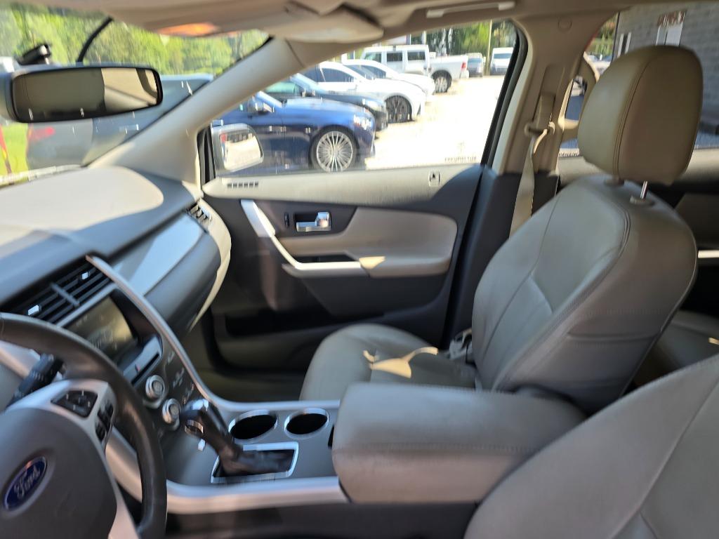 2014 Ford Edge - $9,995