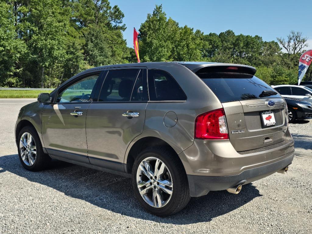 2014 Ford Edge - $9,995