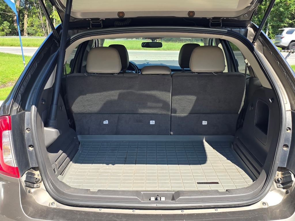 2014 Ford Edge - $9,995
