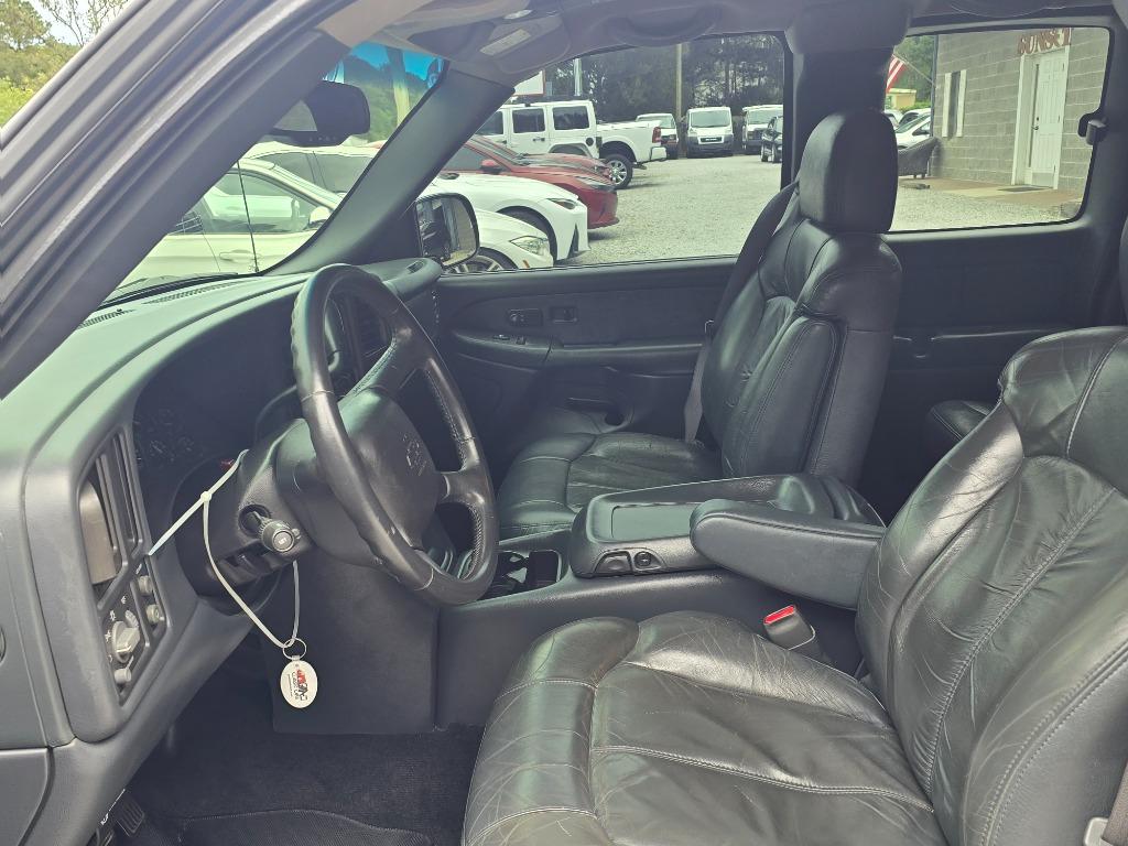 2001 Chevrolet Silverado - $22,995