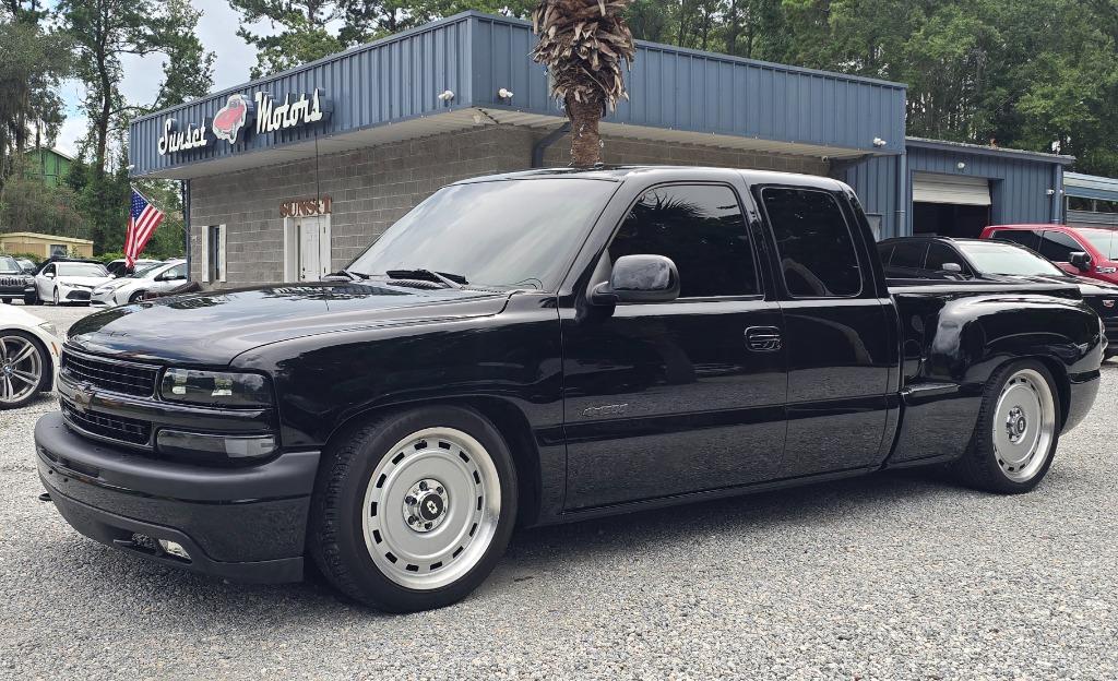 2001 Chevrolet Silverado - $22,995