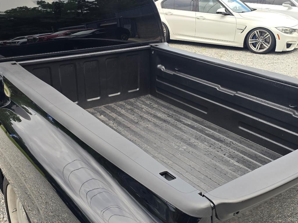 2001 Chevrolet Silverado - $22,995