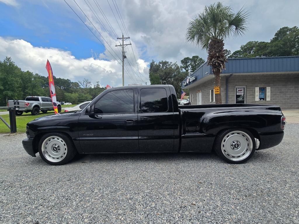 2001 Chevrolet Silverado - $22,995