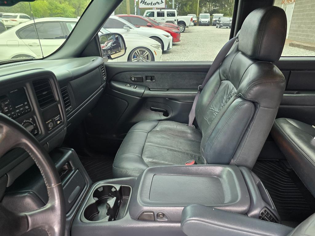 2001 Chevrolet Silverado - $22,995