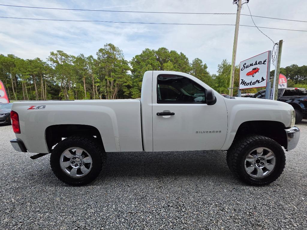 2013 Chevrolet Silverado - $11,995