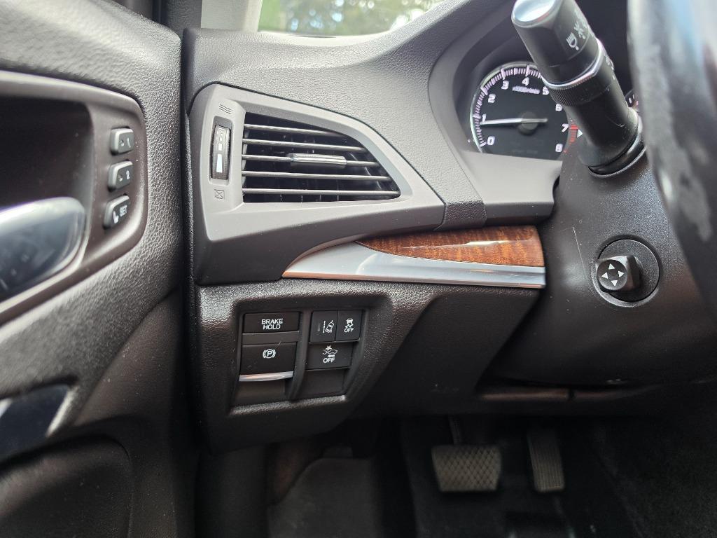 2017 Acura MDX - $15,995