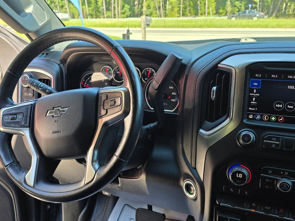 2020 Chevrolet Silverado - $37,995