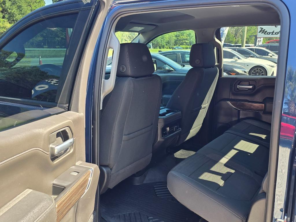 2020 Chevrolet Silverado - $37,995