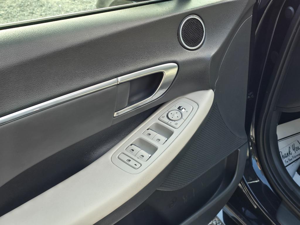 2023 Hyundai Sonata - $17,995