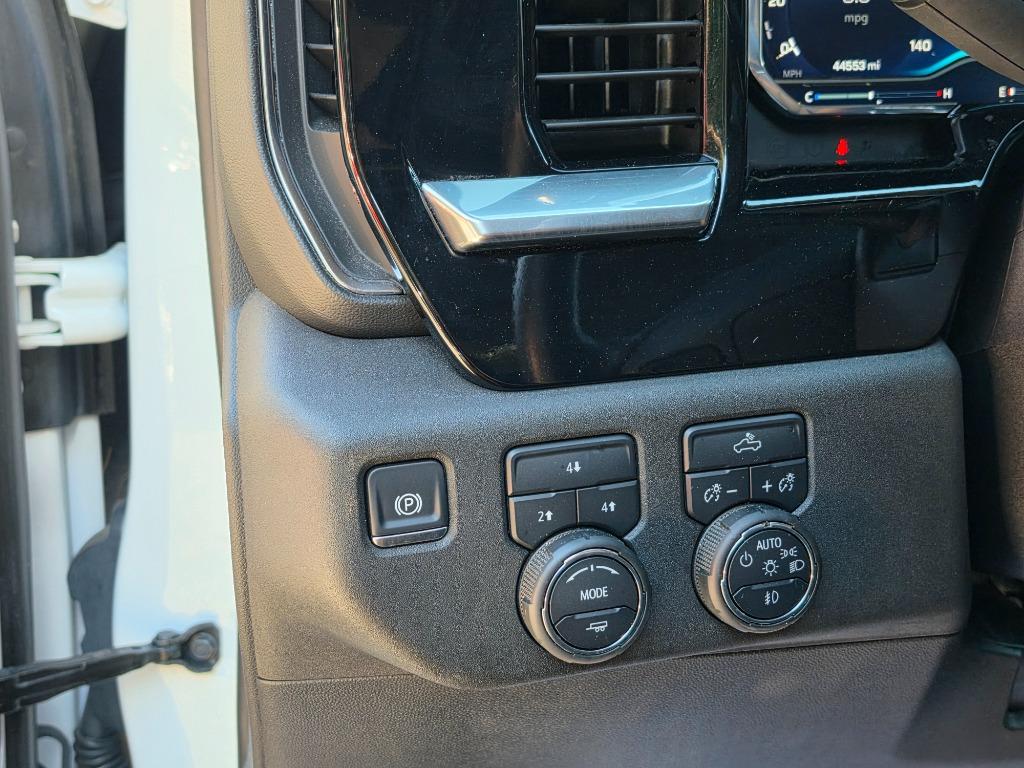 2025 Chevrolet Silverado Hd - $52,995