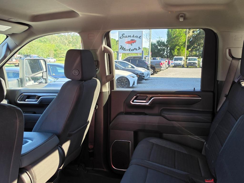 2025 Chevrolet Silverado Hd - $52,995