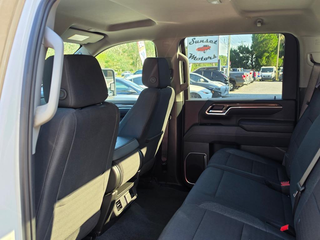 2025 Chevrolet Silverado Hd - $52,995