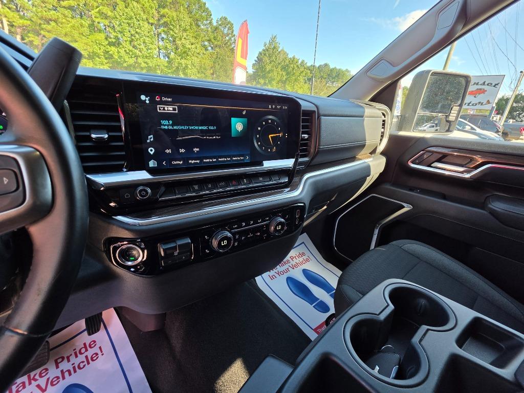 2025 Chevrolet Silverado Hd - $52,995