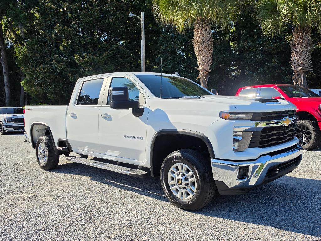 2025 Chevrolet Silverado Hd - $52,995