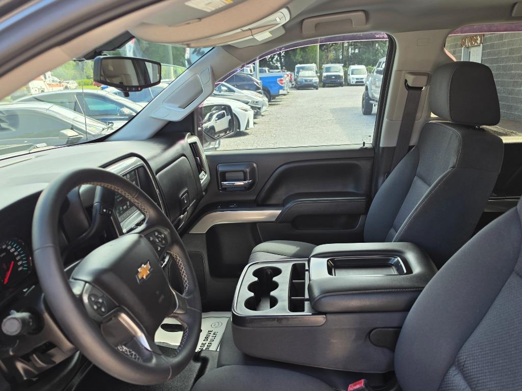 2018 Chevrolet Silverado - $31,995